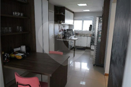 Apartamento á venda - Vila Olímpia