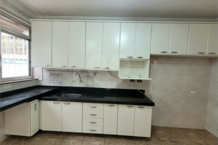 SOBRADO PARA VENDA OULOCAÇÃO NO ALTO DA LAPA