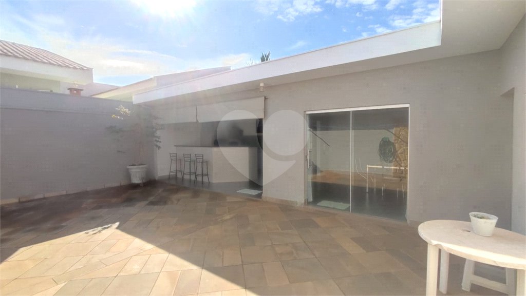Casa com 3 dormitórios à venda no bairro Jardim Cardinalli, em São Carlos/SP