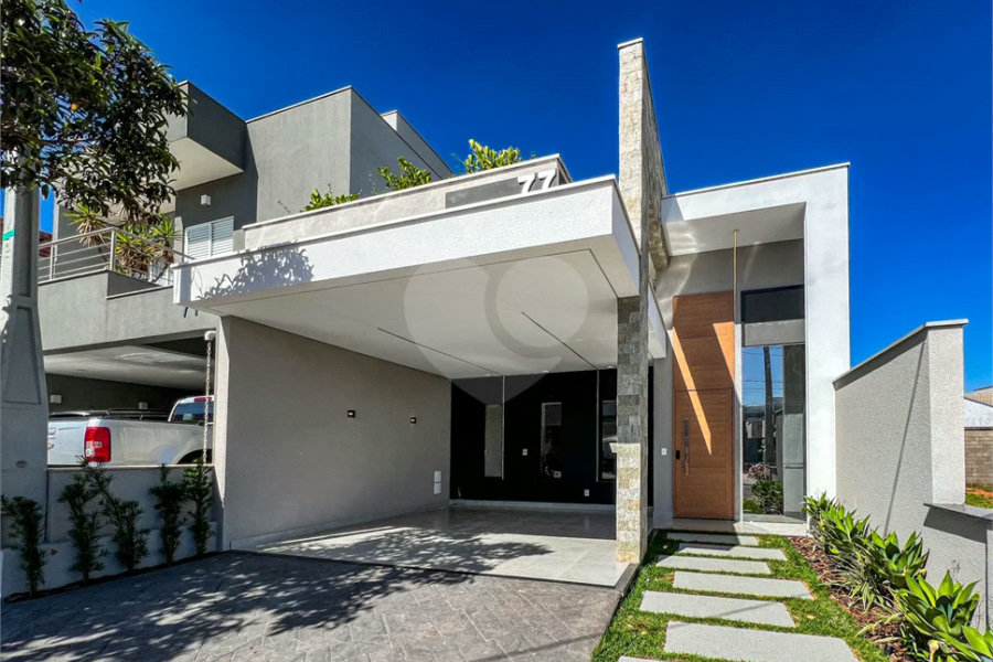 Casa recém construída à venda no Condomínio Tomazella - Piracicaba / SP.