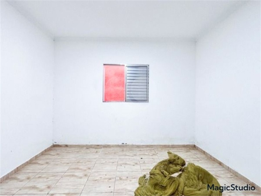 Casa com 150m², 5 dormitórios, sendo 1 suíte, 2 vagas de garagem, à venda na Vila Matilde.