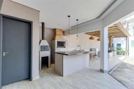 Casa à venda com 4 quartos, sendo 2 suítes, em Interlagos, São Paulo, SP