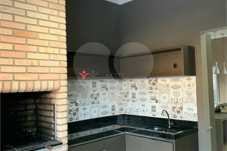 Apartamento Amplo e Completo na Praia da Enseada – Guarujá