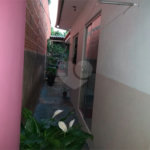 Casa térrea no Antenor Garcia.