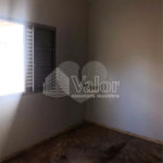 Casa térrea para venda na Vila Monteiro