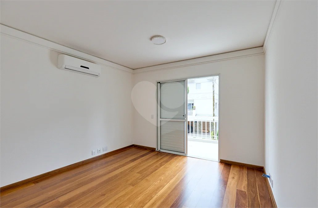 Casa de condomínio 4 suítes a venda no Alto da Boa Vista