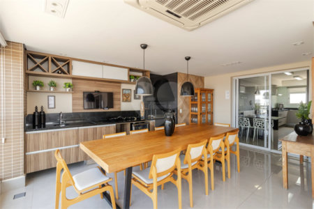 APARTAMENTO IPIRANGA COM 4 SUÍTES E 3 VAGAS - REFORMADO!