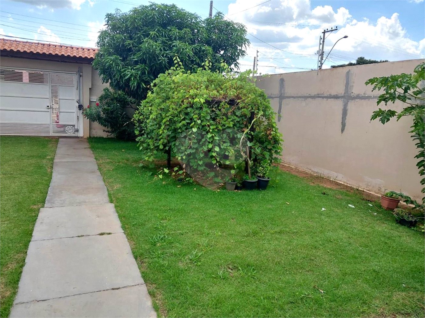 Casa sobrado para venda no Residencial Itamarati