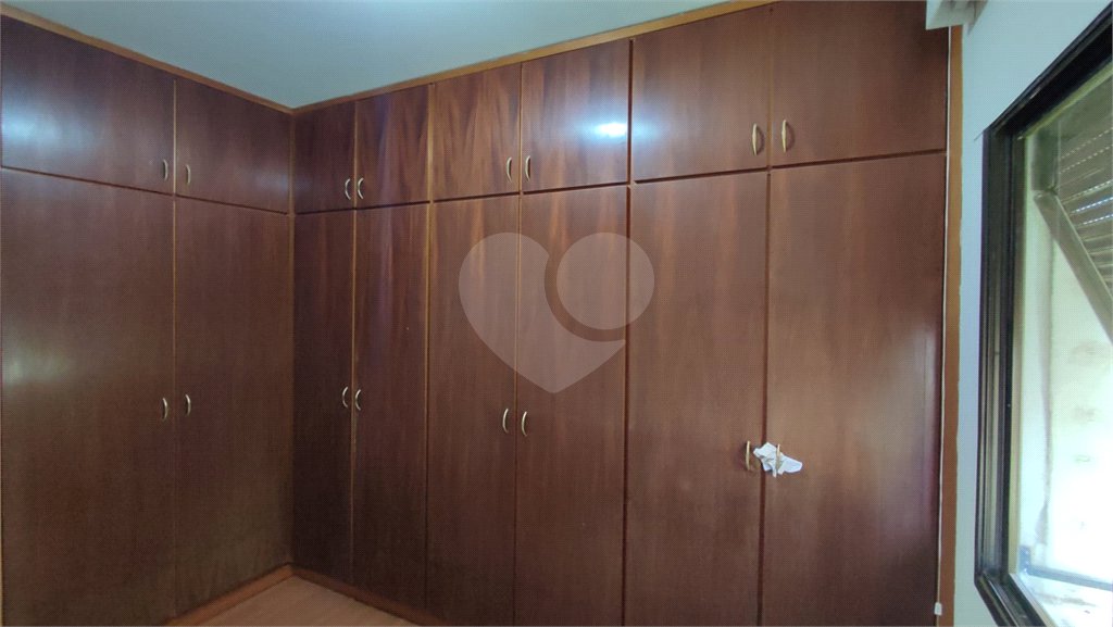 Apartamento de 3 dormitórios à Venda - Jardim Bethânia