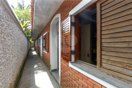 Casa Térrea com 2 quartos 5 vagas e terreno de 500m² no Brooklin