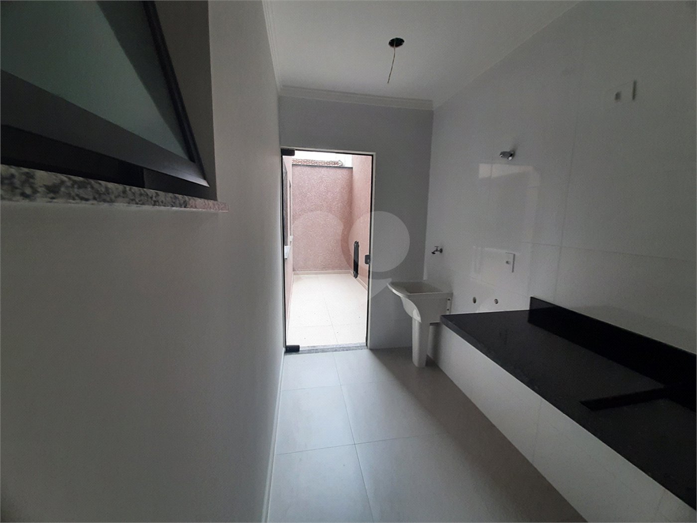 Apartamento VENDA Vila Nivi, com 44 m², 2 quartos, sala, cozinha, quintal e vaga de garagem