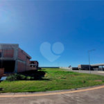 Indaiatuba - Loteamento no Jardim Park Meraki - Excelente oportunidade! Lote espaçoso de 342,12m² disponível por apenas R$ 577.945,00 - Localizado em uma região privilegiada, com IPTU - R$ 300,23 e condomínio - R$ 862,83 - Além disso, sua localização é extremamente conveniente, a apenas 2 minutos