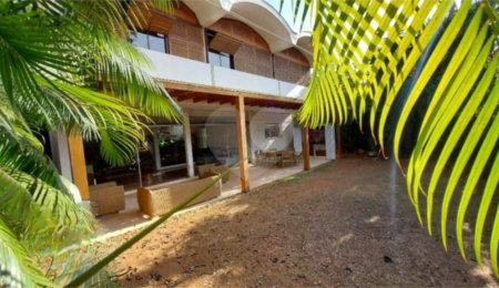 Casa à venda com 6 quartos, sendo 3 suítes,  em São Dimas, Piracicaba, SP