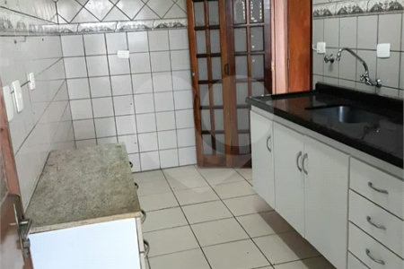 Apartamento à venda ou para alugar com 2 quartos, sendo 1 suíte,  no Centro, São Roque, SP