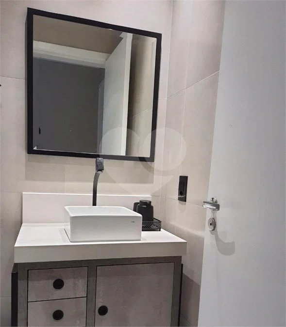 Apartamento reformado de 92 m² no Baeta Neves, com 2 dormitórios, 1 suíte, sala ampliada, área gourmet, 2 vagas, planejados e lazer completo.