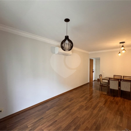 Apartamento Moema – 3 Dormitórios - Ar Condicionado - 80 mts², 2 Vagas