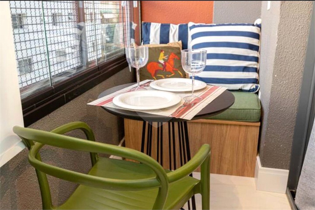 Studio de 25² mobiliado e decorado ao lado do Shopping Frei Caneca
