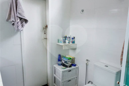 Casa à venda com 4 quartos, sendo 2 suítes, em Brooklin, São Paulo, SP