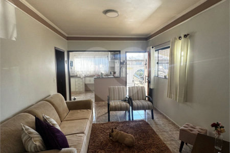 Casa aconchegante em excelente localização – Vila Brasília, São Carlos/SP