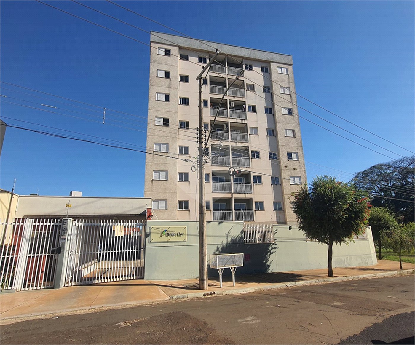 Apartamento a venda de 02 dormitórios