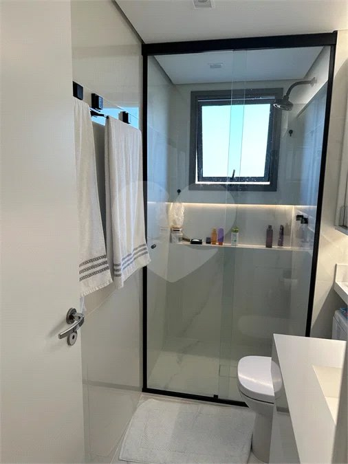 Apartamento de alto padrão com 108 m², 3 dormitórios, 1 suíte, varanda gourmet, planejados, lazer completo e próximo ao Metrô Alto do Ipiranga.