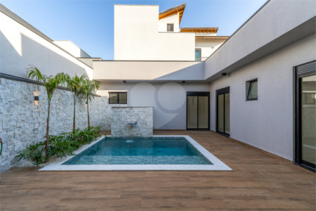 Indaiatuba - SP - Condominio Dona Lucilla - Valor R$2.295.000,00 - 3 suítes + escritório + lavabo - Terreno: 300m2 - Construção: 188m2 - Diferenciais - Móveis planejados no escritório, sala de TV, lavabo, cozinha, área gourmet, lavanderia, banheiros e closet - Ar condicionado em todos os ambie