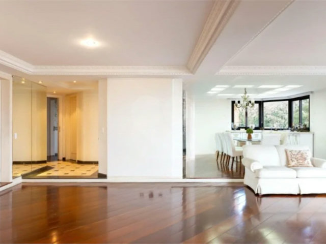 Apartamento à venda com 4 suítes em Alto de Pinheiros, São Paulo, SP