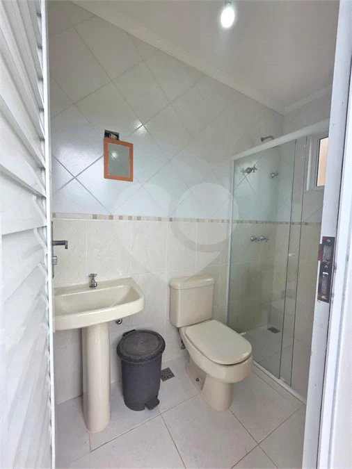 Casa à venda ou para alugar com 3 quartos, sendo 1 suíte,  no condomínio Terras de São Francisco, Vinhedo - SP