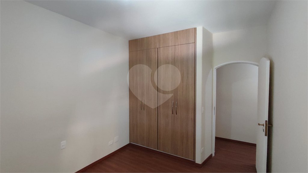 Apartamento de 3 dormitórios à Venda - Jardim Bethânia