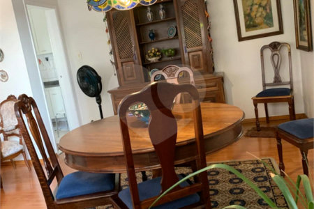EXCELENTE APARTAMENTO 3DRMS 1STE - AREJADO E ILUMINADO NATURALMENTE
