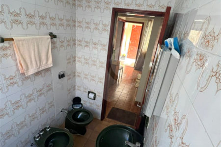 Casa residencial e comercial a venda com renda em Louveira-SP