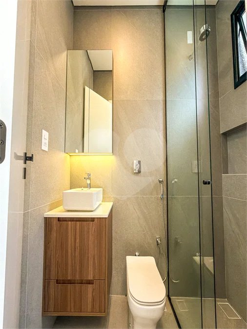 Casa Térrea Evidências - Indaiatuba/SP - R$ 1.950.000,00 - Área Total 307,33 m² - Área Construída 201,90 m² - TÉRREA - 03 suítes sendo a master com closet; Escritório; Lavabo; Cozinha com cooktop, forno, micro-ondas e coifa; Móveis planejados na hall de entrada, sala, escritório, cozinha, gourmet, s