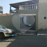 Casa com 156 m², 2 quartos, garagem para 3 carros, à venda no bairro Cerâmica em São Caetano do Sul