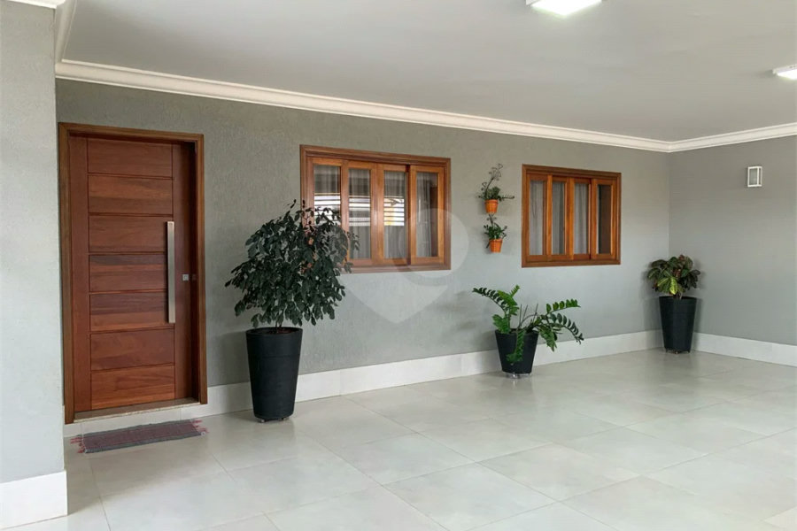 Linda Casa à Venda no Bairro Santa Rosa, na cidade de Piracicaba-SP.