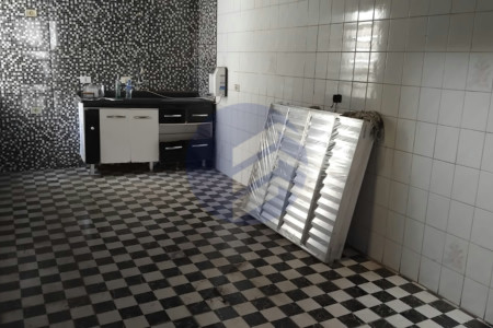 Casa à venda com 8 quartos em Vila Dalva, São Paulo - SP
