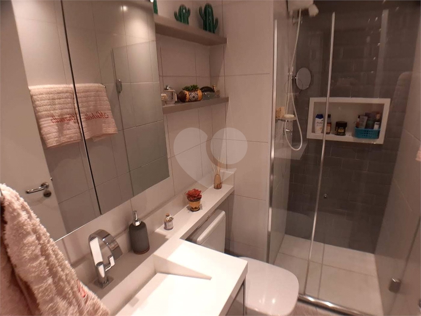 Apartamento à venda com 33m² - Brás.