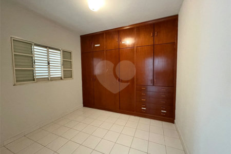 Ótima oportunidade para moradia ou investimento comercial!