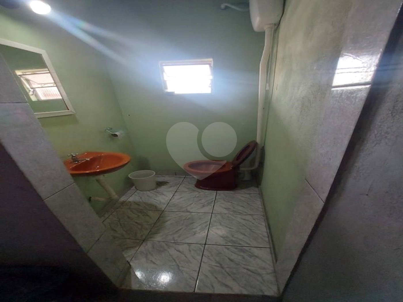 Sobrado 4 dormitórios na Vila Domitila