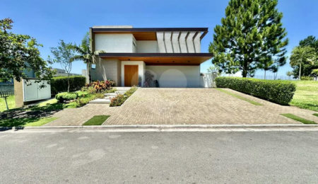 Cond. Alphaville Granja Vianna - 4 suítes, moderna e impecável!