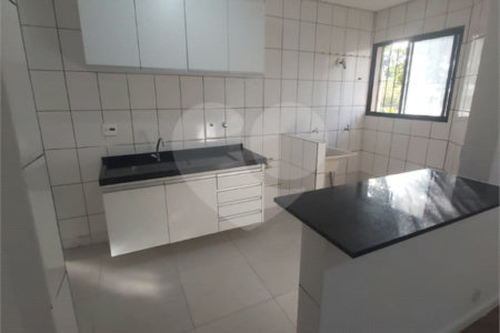 Apartamento à venda no condomínio Torres do Taboão, com 56m²