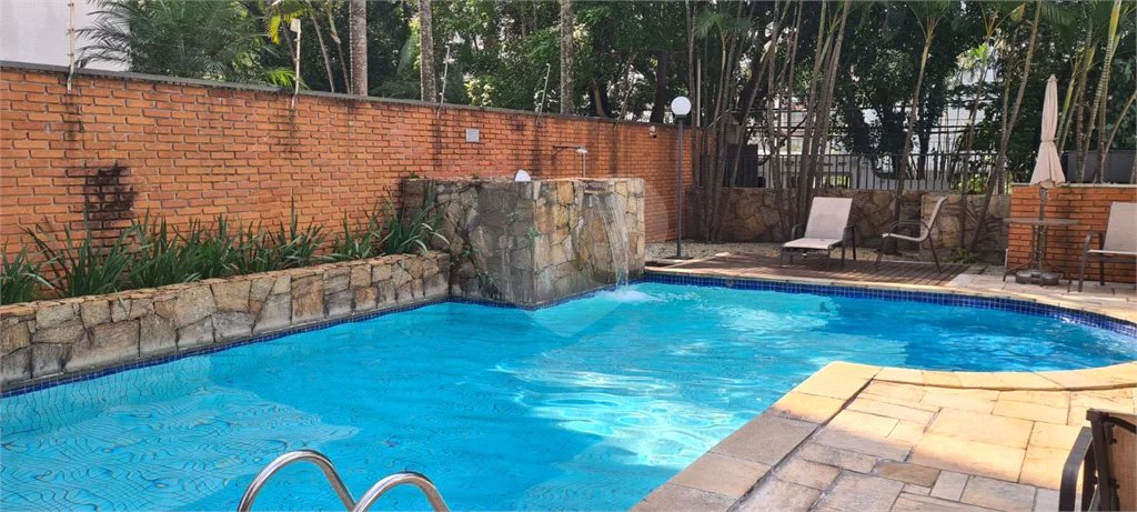 Apartamento à venda no Campo Belo com 110m², 03 dormitórios sendo 01 suite, 2 vagas - São Paulo/S