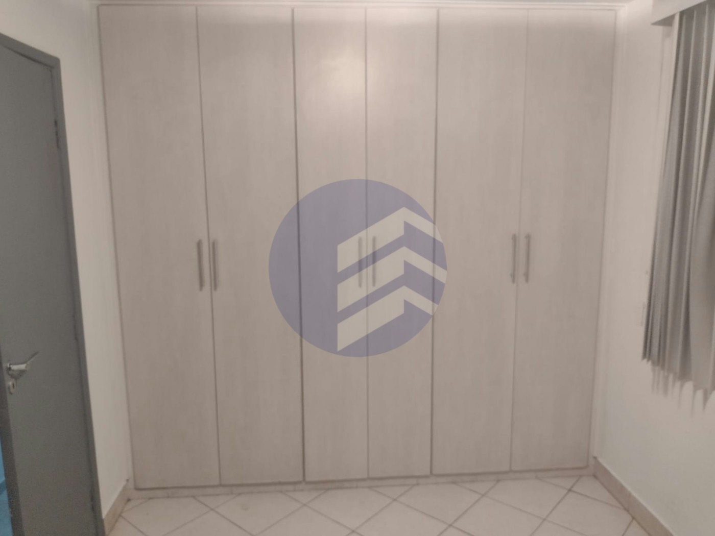 Casa à venda ou para alugar com 3 quartos, sendo 2 suítes, em Jardim Trussardi, São Paulo - SP