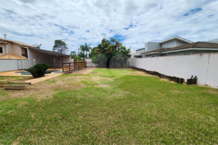 Terreno à venda no condomínio Residencial Eldorado, São Carlos - SP