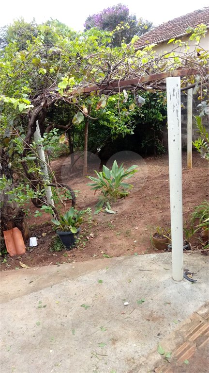 Terreno com 586,00 m² de área total na Vila Costa do Sol.