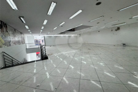 PRÉDIO COMERCIAL DE 944 M² PARA LOCAÇÃO | LOCALIZAÇÃO ESTRATÉGICA, GRANDE VISIBILIDADE E EXCELENTE POTENCIAL COMERCIAL