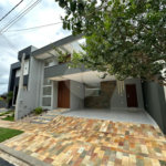 Casa para venda no Condomínio Faixa Azul.