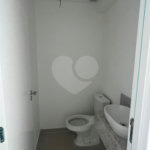 Charme, conforto e vista livre na Vila Clementino – 98 m² com pé-direito duplo!