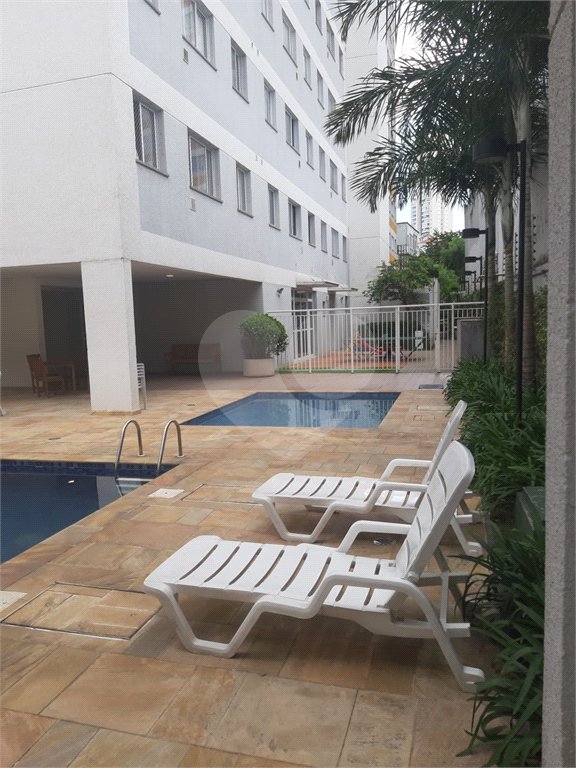 Apartamento com 34m², 2 quartos, à venda no Cambuci
