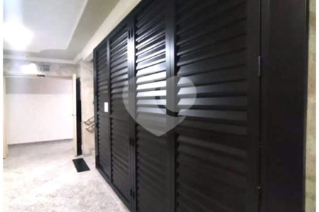 Sala comercial com 43 m² de área útil para locação no Paraíso