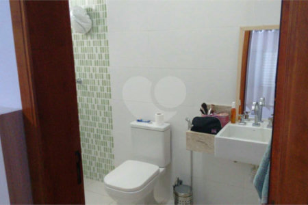 CASA A VENDA NO BAIRRO VISTA VERDE COM 3 DORMITORIOS, 3 SUITES, 3 VAGAS, METRAGEM 316M², SJC